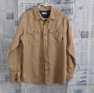 Columbia Omni-wick button down